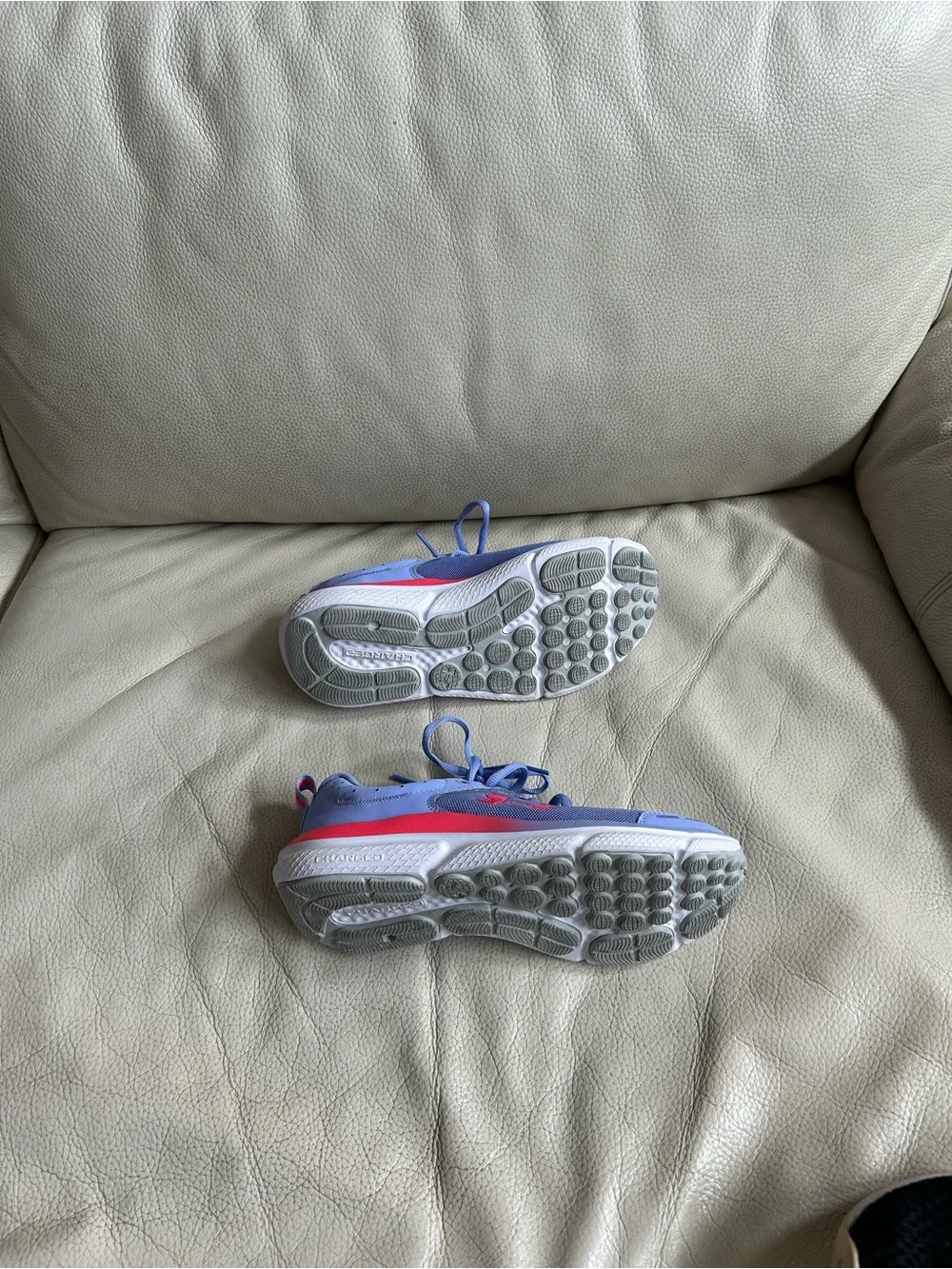 Kids Light Purple/Blue Athletic Sneakers with Pink Accents, Size 6Y